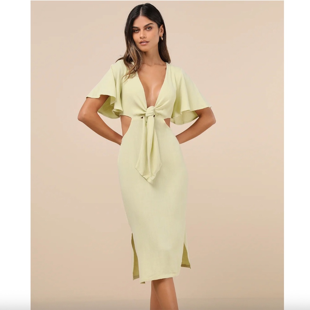 Tie-Front Midi Dress in Pale Yellow